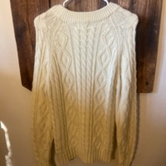 Vintage Gimbels Cream Cable Knit Sweater Size S - Picture 4 of 4
